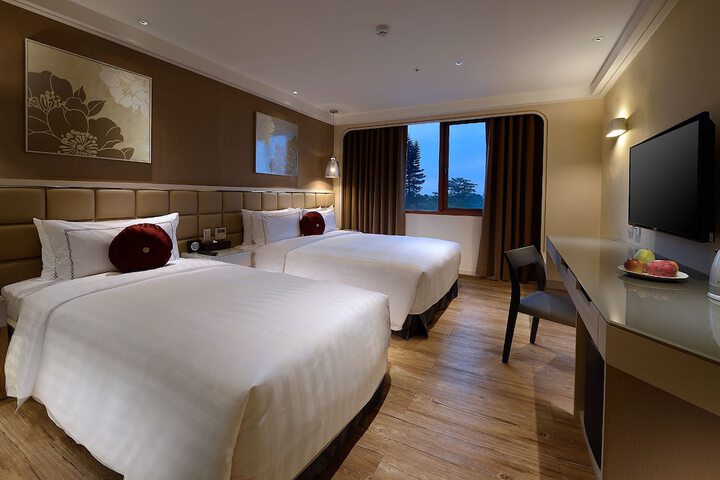 Room 18 of 54