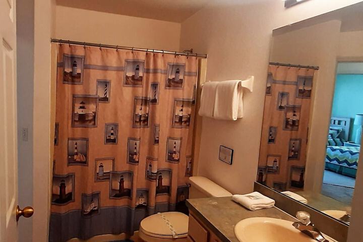Room 21 of 41