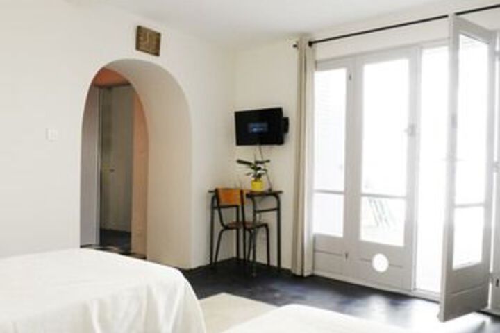 Room 11 of 24