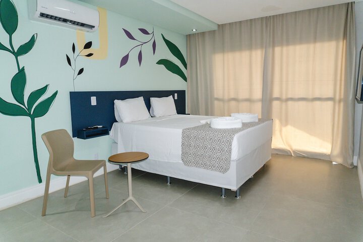Room 70 of 98