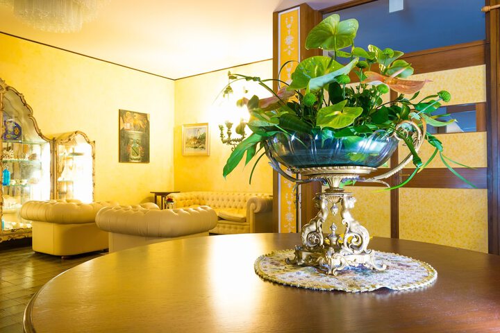 Hotel Lobby
