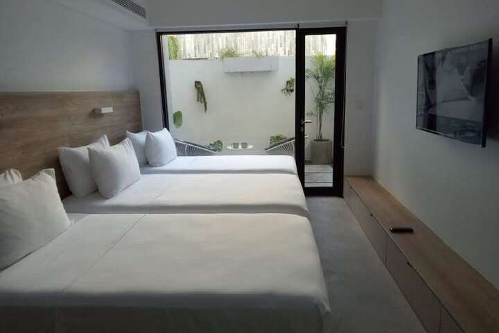 Room 17 of 71