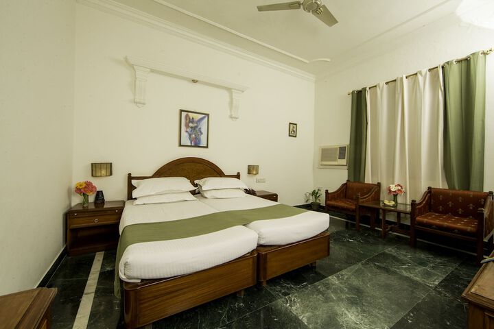Room 10 of 56