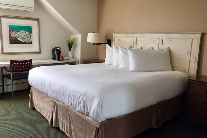 Room 57 of 168