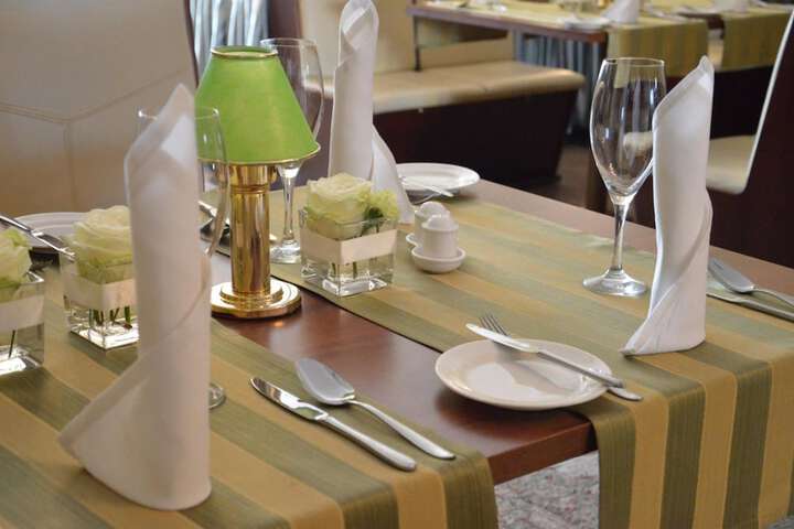 Dining 43 of 68