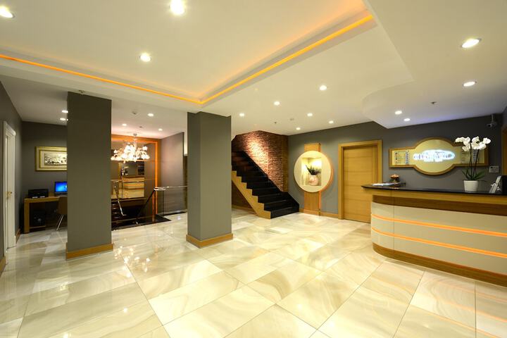 Lobby Photo