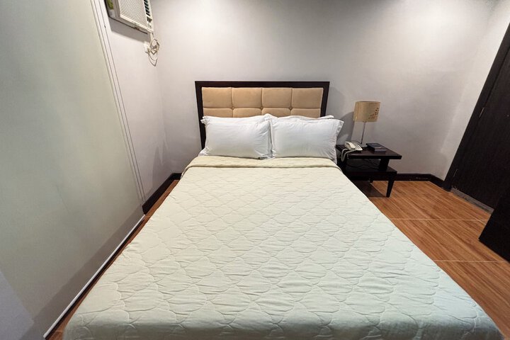 Room 14 of 61
