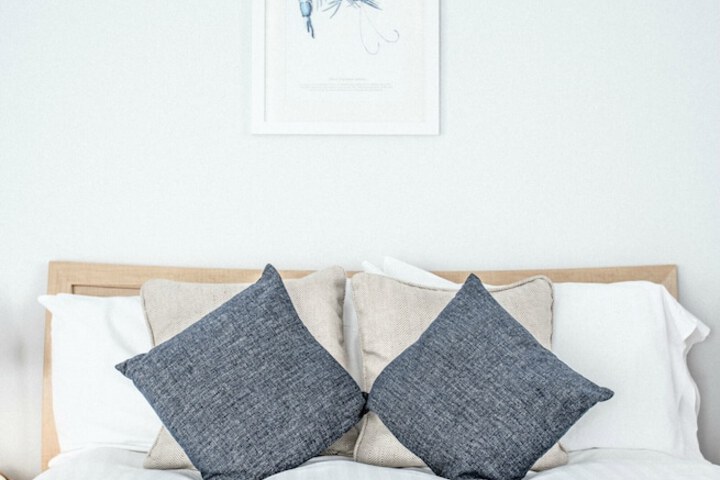 Room 2 of 71