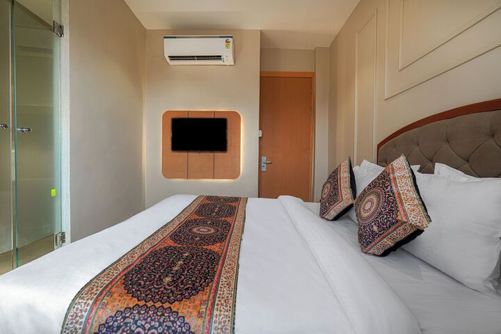 Room 17 of 41