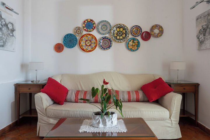 Room 51 of 289