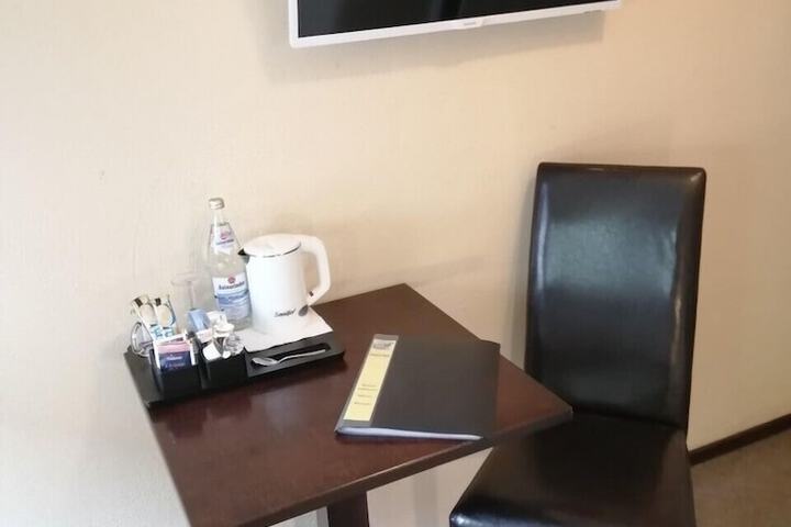 Room 14 of 25