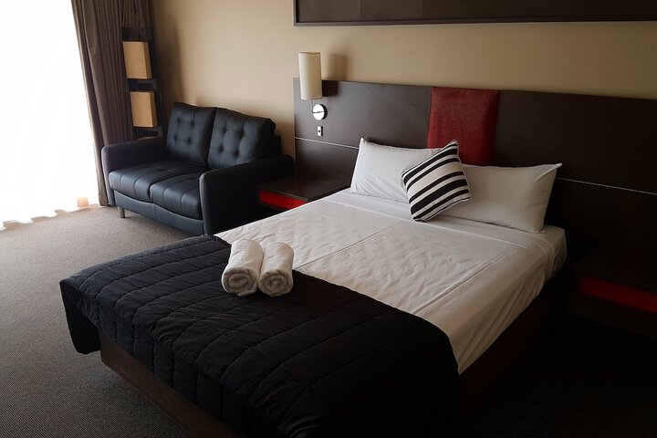 Room 30 of 136