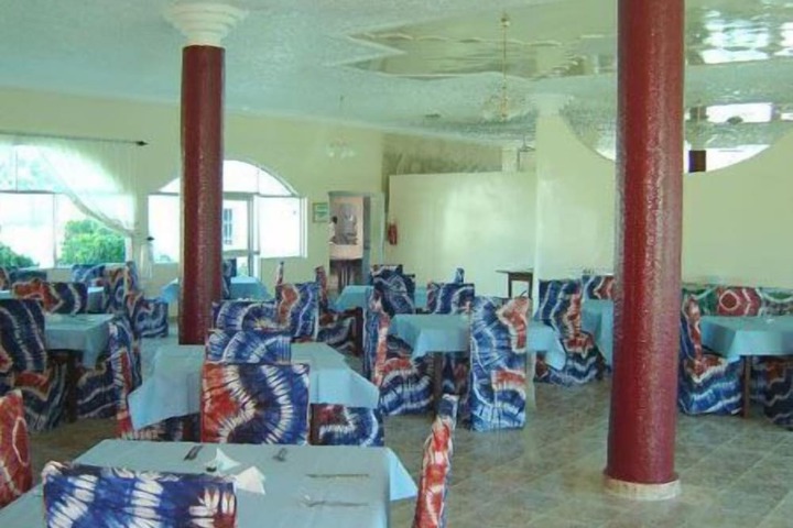 Dining Photos