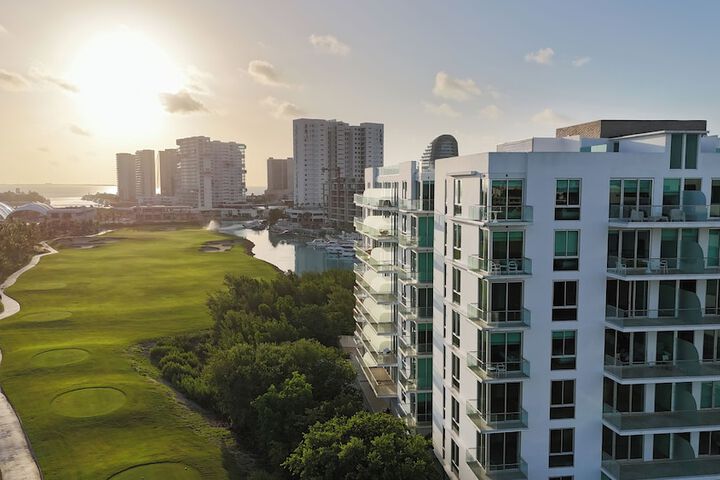 Photo of EHDEN Vacation Suites Puerto Cancún
