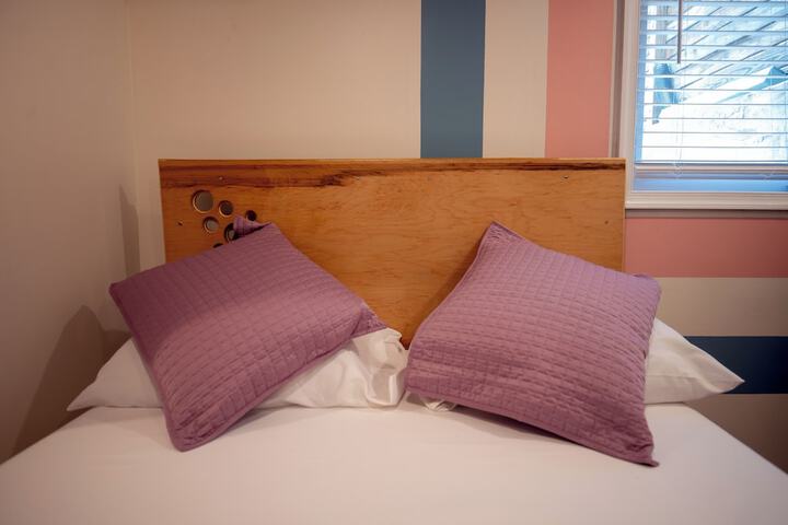 Room 25 of 126