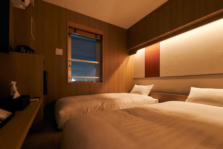 Room 12 of 59