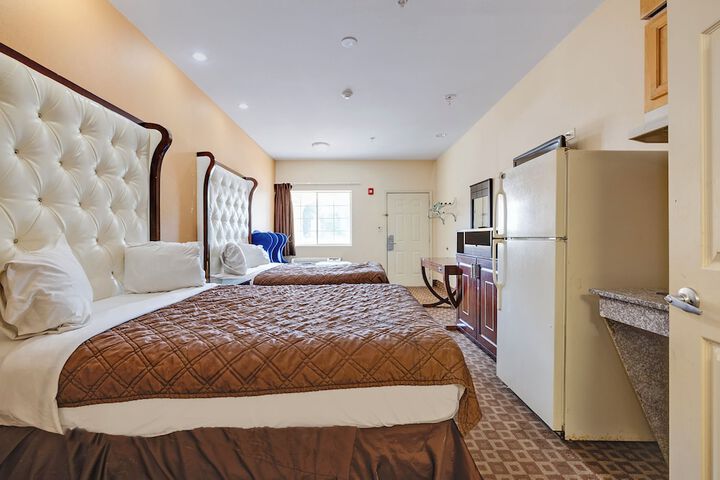 Room 22 of 48