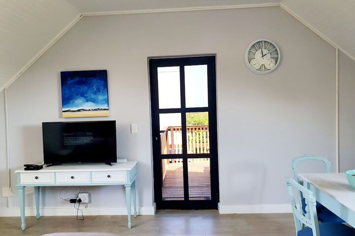Room 4 of 55
