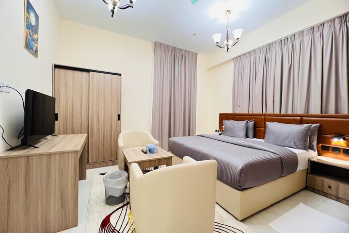 Room 14 of 21