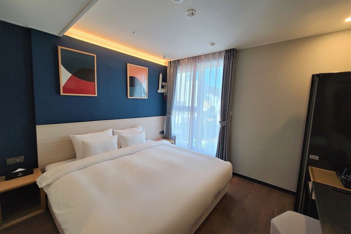 Room 22 of 219