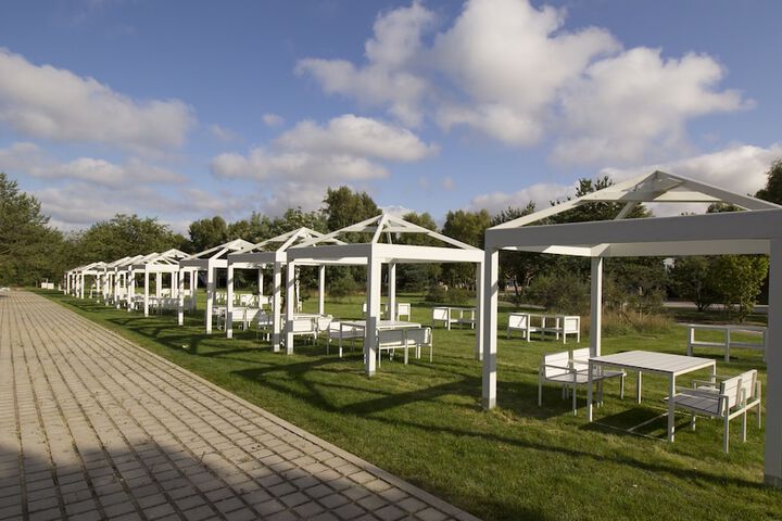 Sundeck 88 of 101