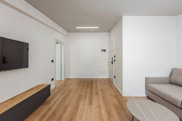 Room 28 of 42