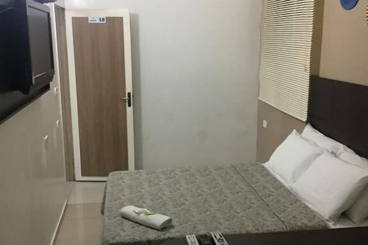 Room 19 of 54