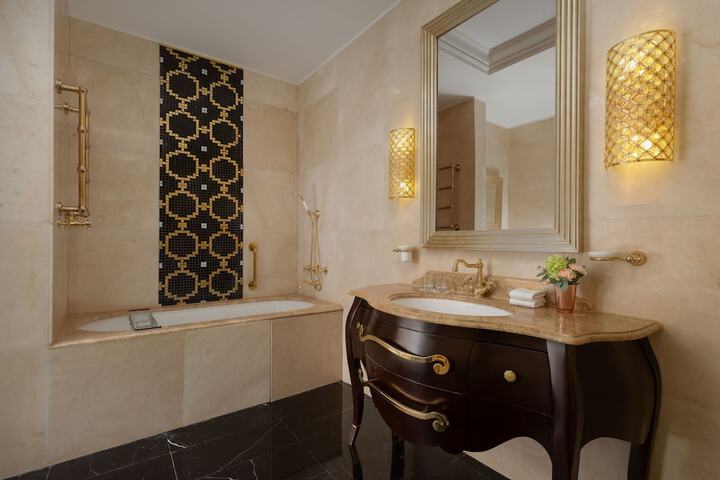Bath Photo