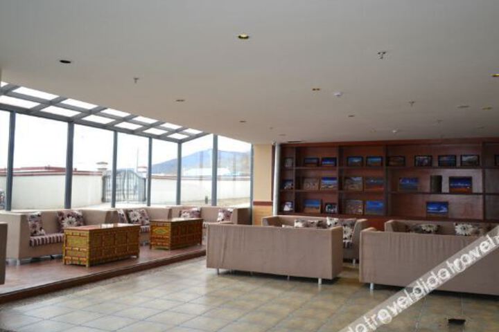 Hotel Interior 8 of 19