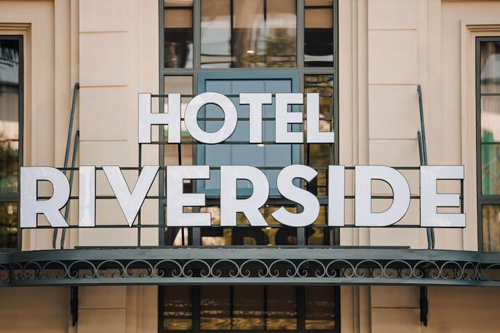 Hotel 32 of 32