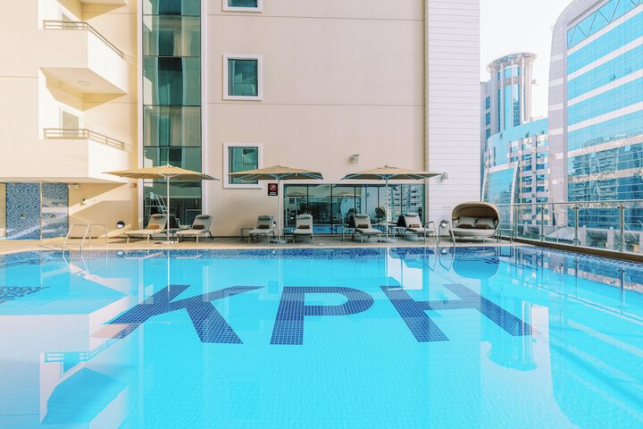 Pool 61 of 85