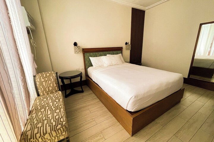 Room 21 of 70