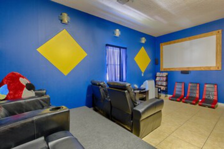 Room 267 of 272