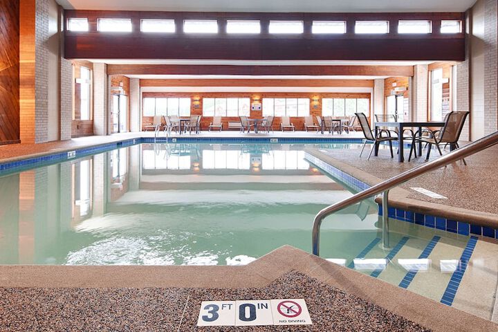 Pool 58 of 82