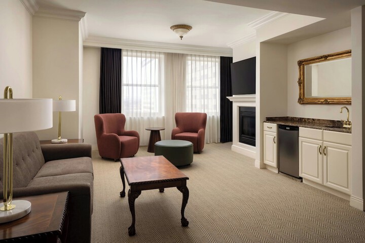 Room 45 of 104