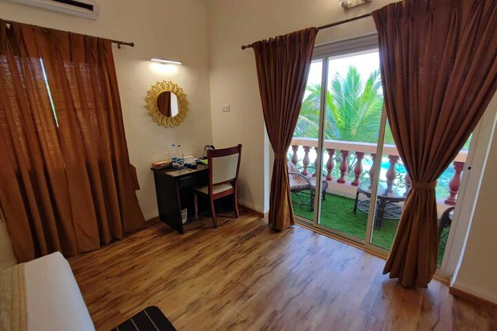 Room 27 of 120