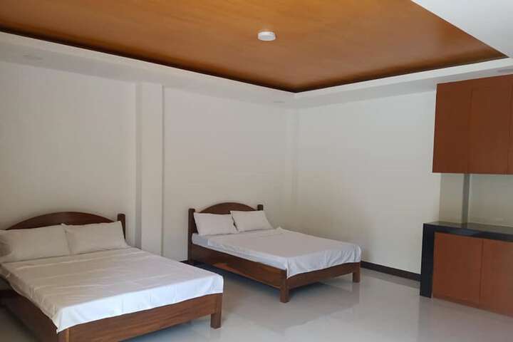 Room 4 of 21