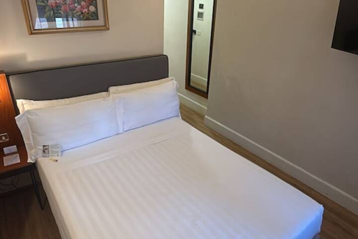 Room 36 of 78