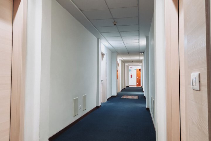 Ballroom/Hall 34 of 40