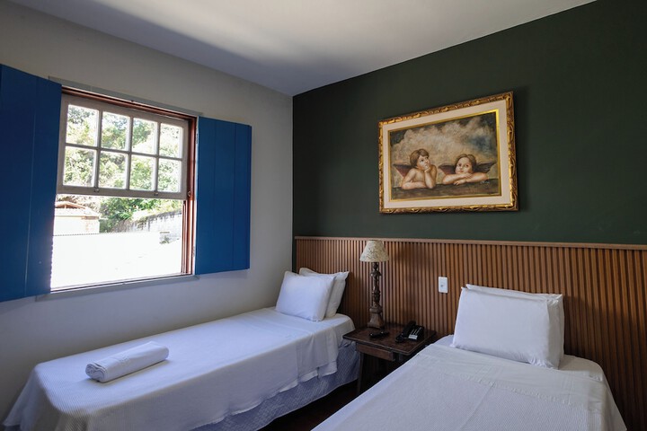 Room 16 of 41