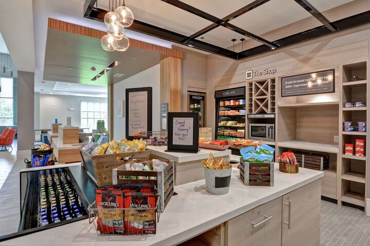 Snack bar