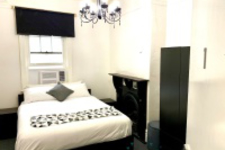 Room 138 of 192