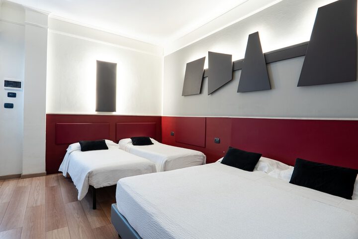 Room 16 of 78