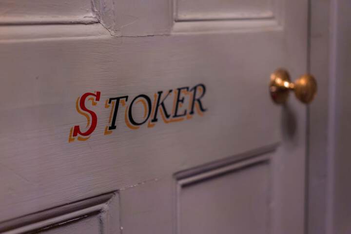 Room 57 of 108