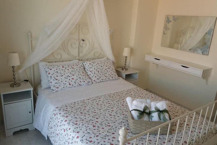 Room 7 of 70