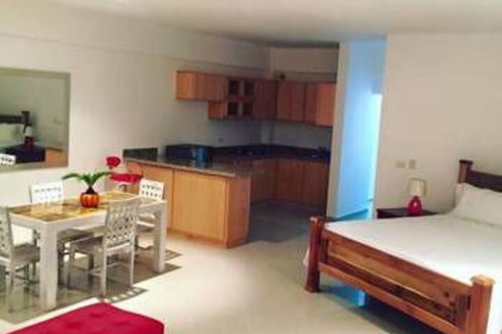 Room 11 of 27
