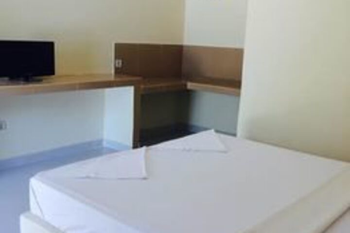 Room 7 of 15