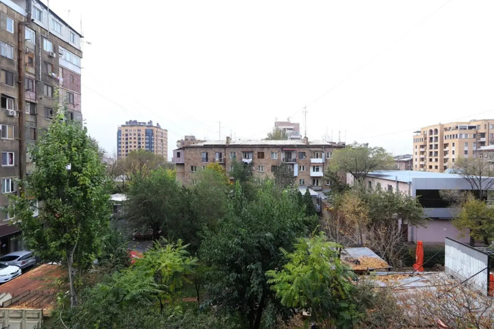 Apartaments on Komitas 20