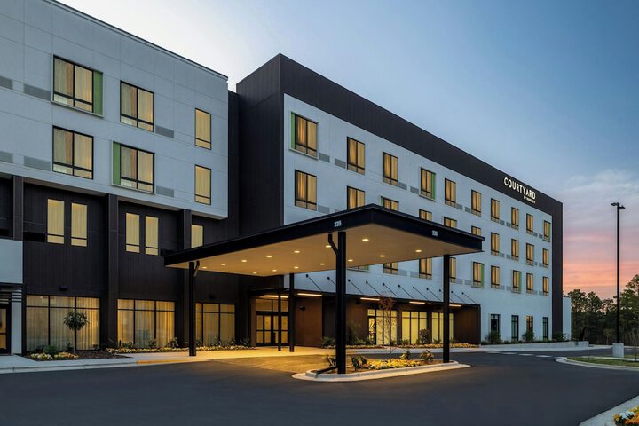Hotel 37 of 39