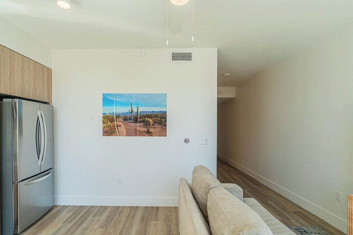 Room 16 of 48